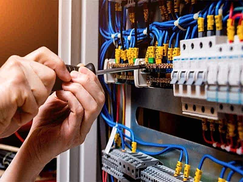 Antalya Varsak Elektrikçi Hizmeti | 7/24 Acil Servis – maydanozum.shop